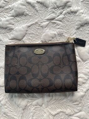 Coach Brown Signature Card Wallet with Black Patch